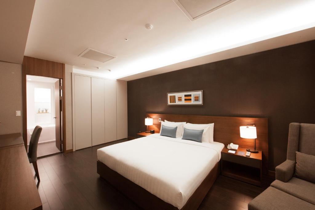 Fraser Place Central Seoul – 1 Bedroom Apartment