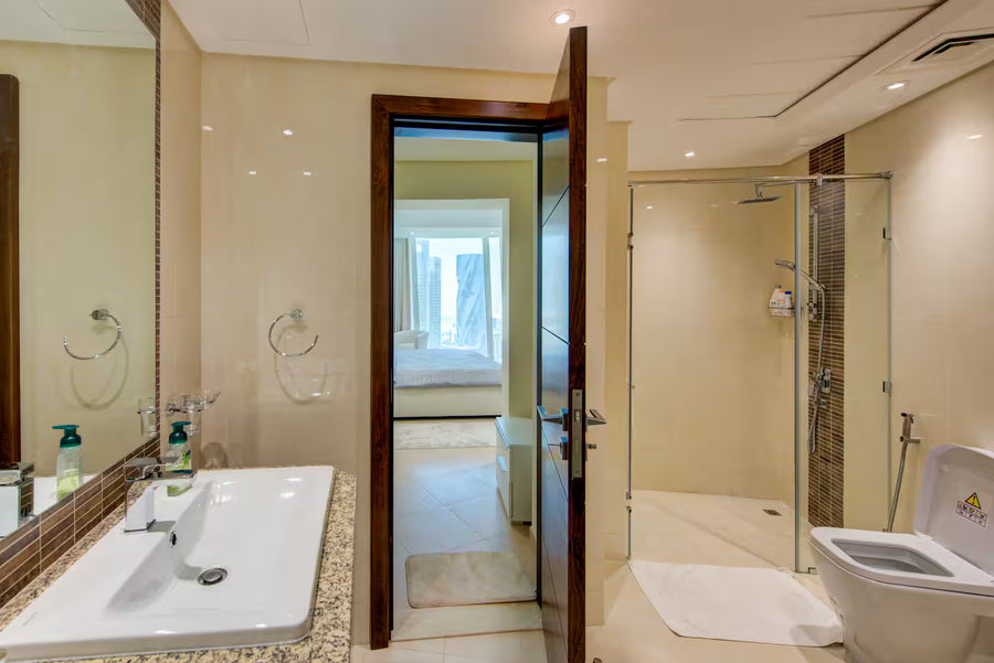 Luxury 2 Bedroom Apartment with Sea View in Manama