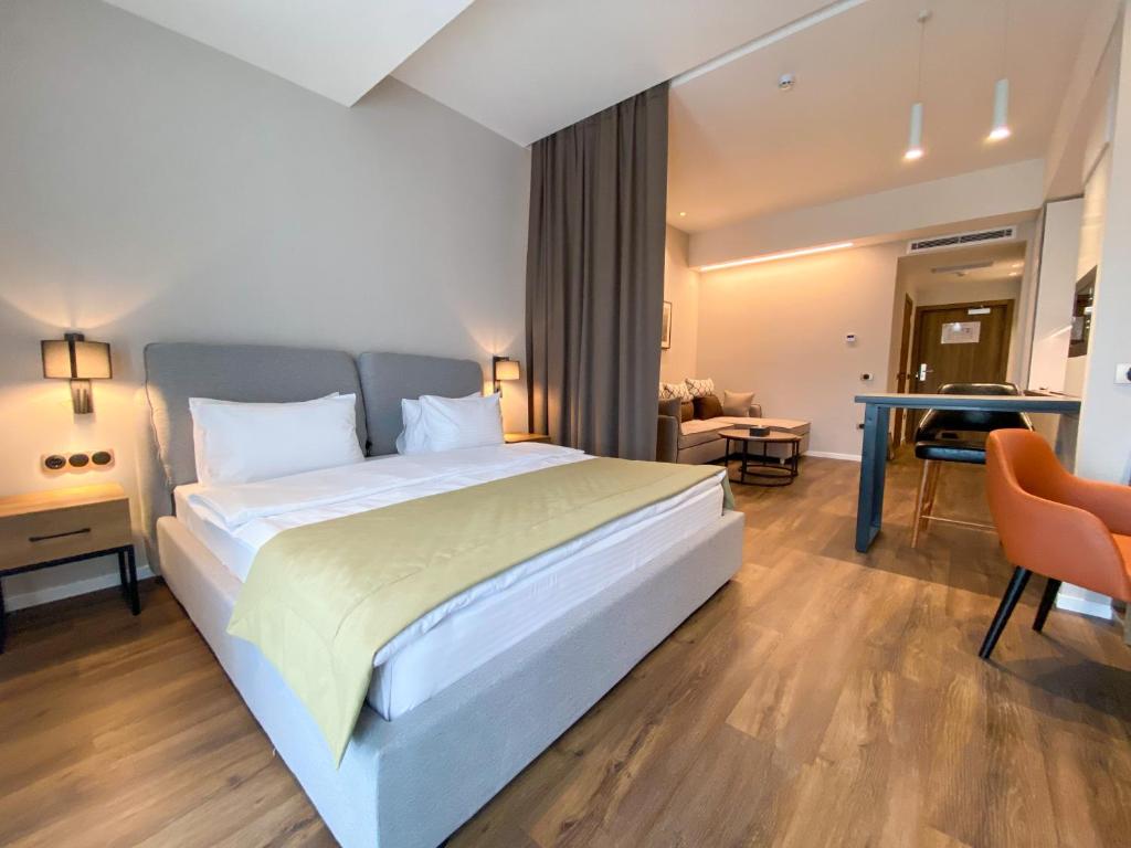 Golden Horn Apart Hotel