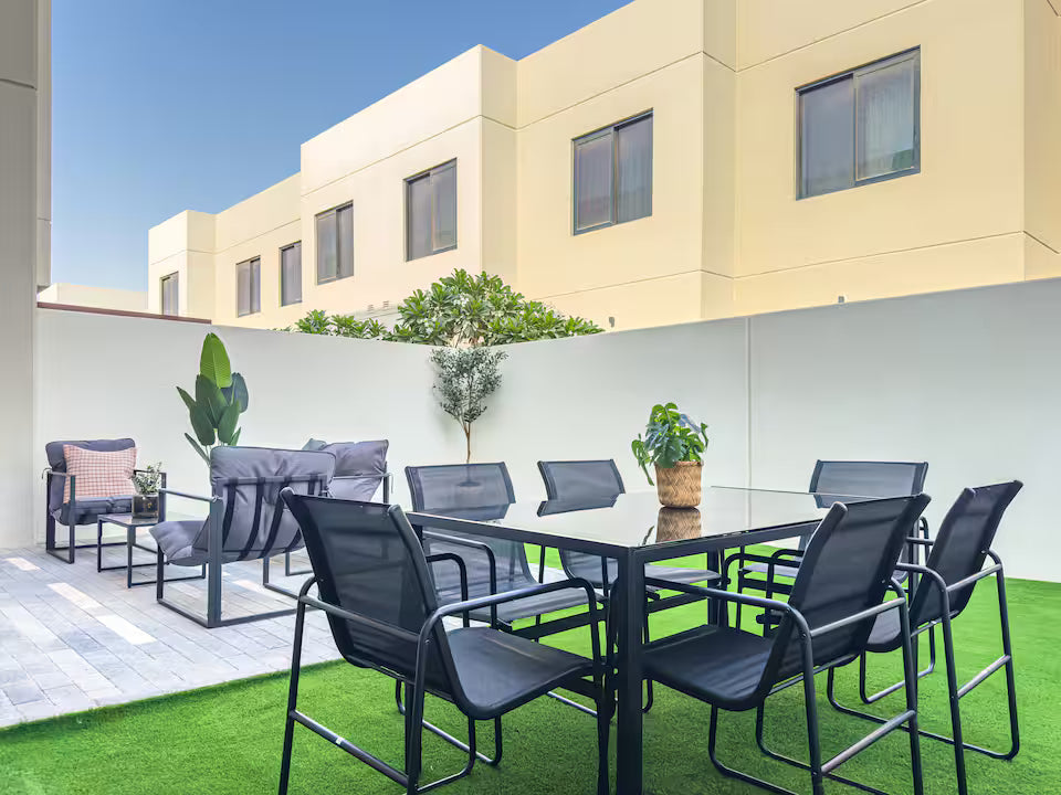 Luxury Townhouse Yas Island Abu Dhabi Review | Real Stay Experience