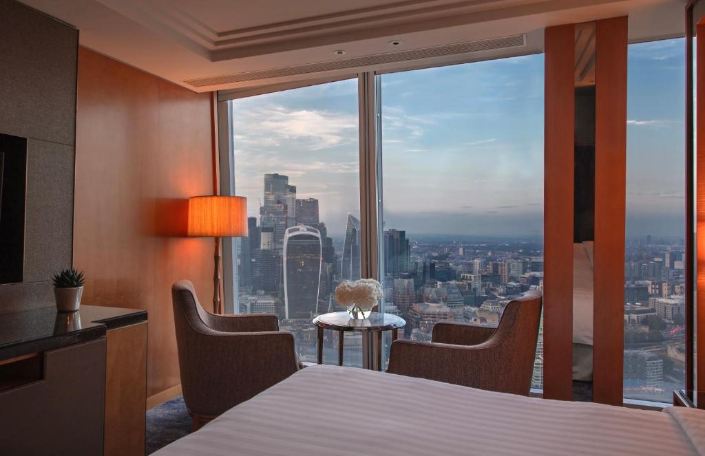 Luxury 5-Star Hotel in London with Stunning Skyline Views | Shangri-La The Shard, London