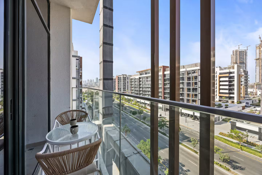 Elegant Bedroom in Dubai with Access to Pool and Gym