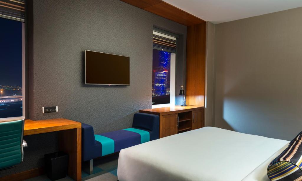 Aloft Abu Dhabi Hotel Review | Real Stay in Abu Dhabi