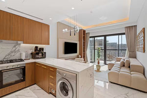 Modern 1BR Apartment w/ Balcony | Meydan