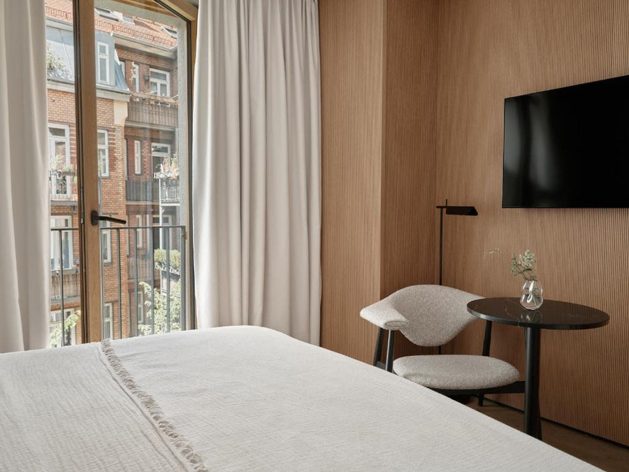 Bob W Munich Old Town