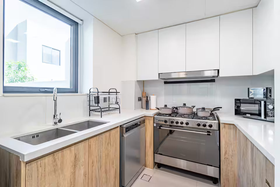 Luxury Townhouse Yas Island Abu Dhabi Review | Real Stay Experience
