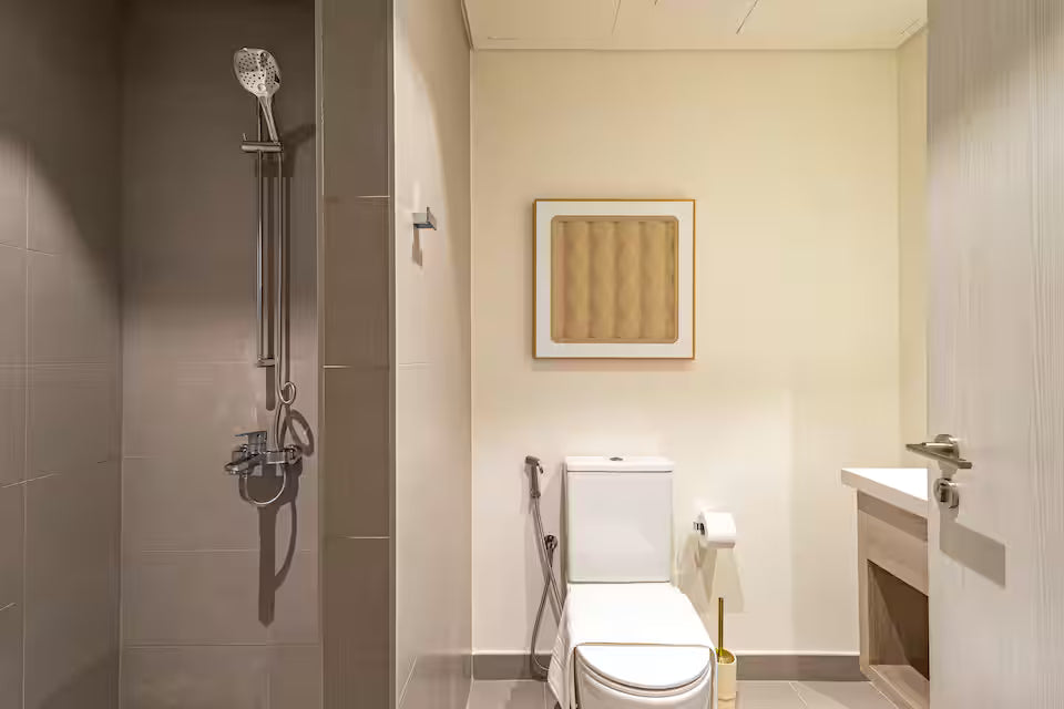 Luxury Townhouse Yas Island Abu Dhabi Review | Real Stay Experience