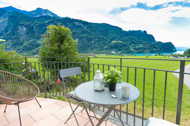 Lake View Apartment for Rent in Brienz, Switzerland