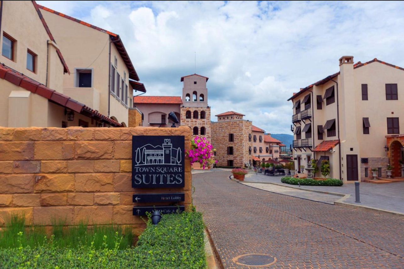 Toscana Valley Town Square Suites